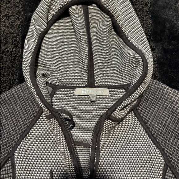 Title Nine Improv Hoodie Sweater Tunic - Picture 6 of 6